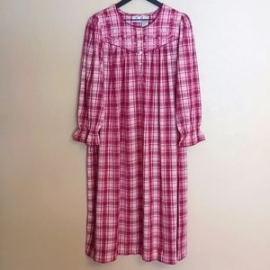 Vintage Smithsonian Embroidered Long Nightgown Flannel SZ S Pink Plaid Cottage